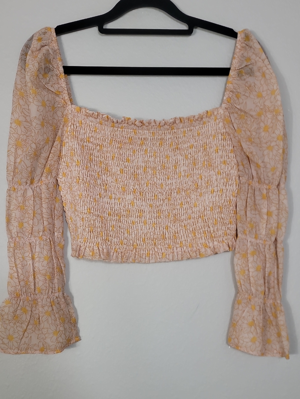 Storia Smocked Cropped Top Size Small Yellow Floral